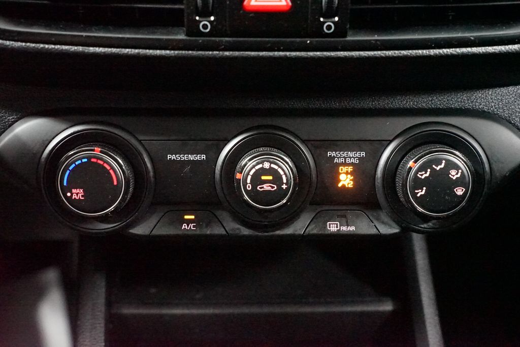 Thumbnail: 2021 Kia Forte - 20