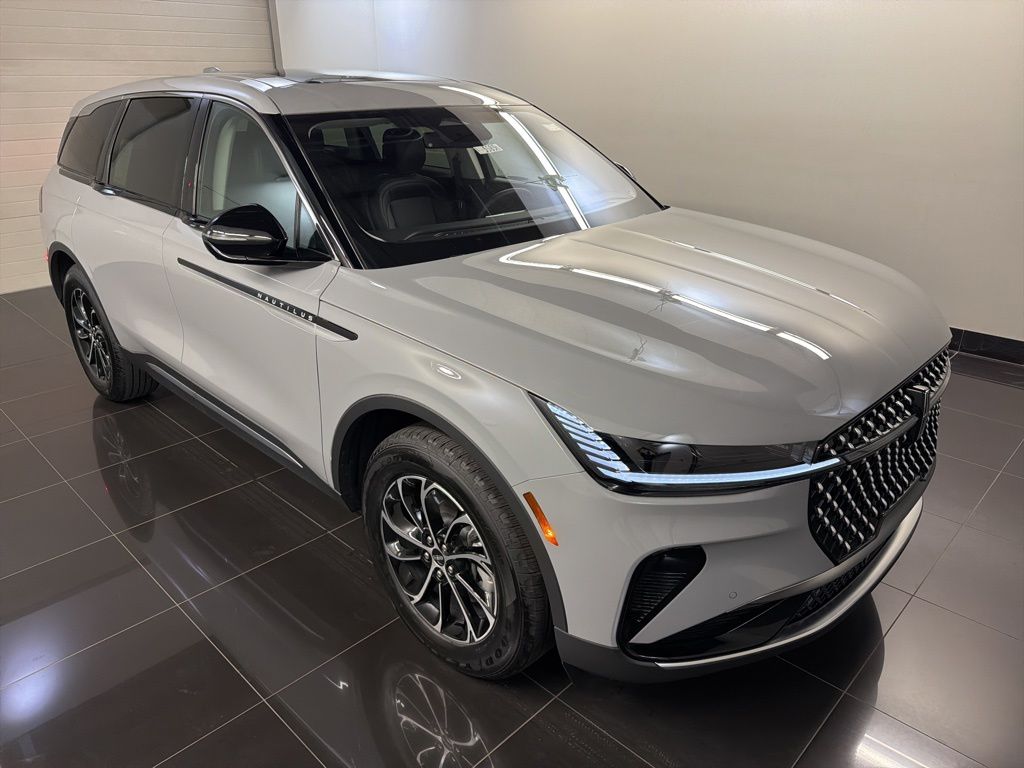 2026 Lincoln Nautilus Premiere AWD's photo