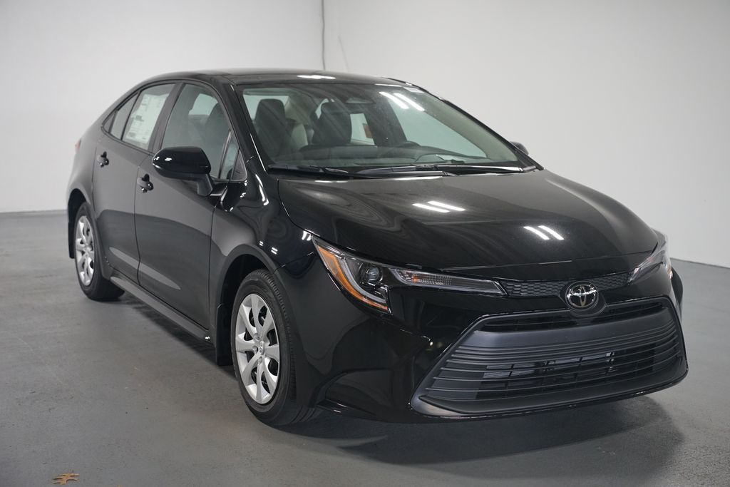 Thumbnail: 2026 Toyota Corolla - 3