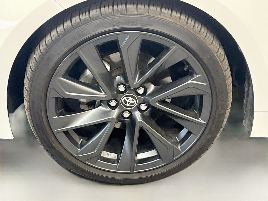 Used 2022 White Toyota SE Nightshade Edition image 29