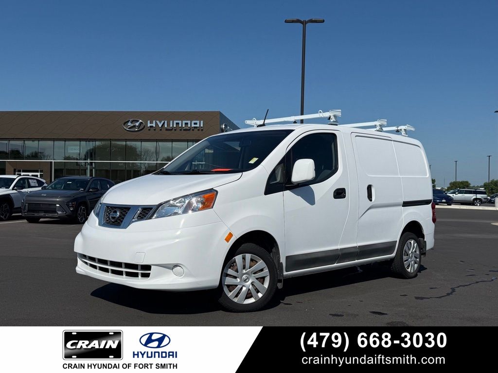  2017 Nissan NV200 SV   