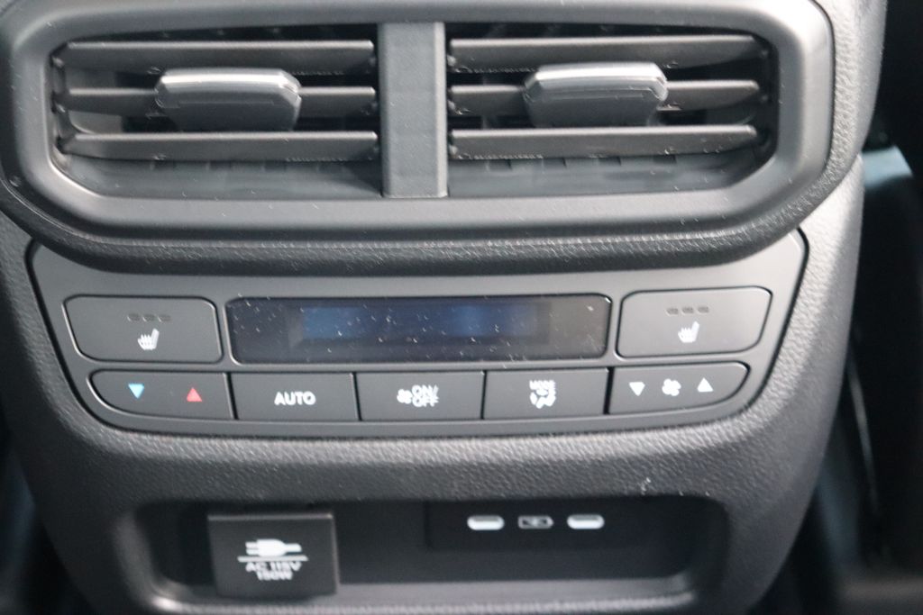 2025 Honda Pilot Elite 18