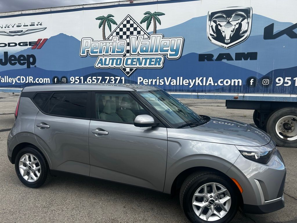 2025 Kia Soul LX