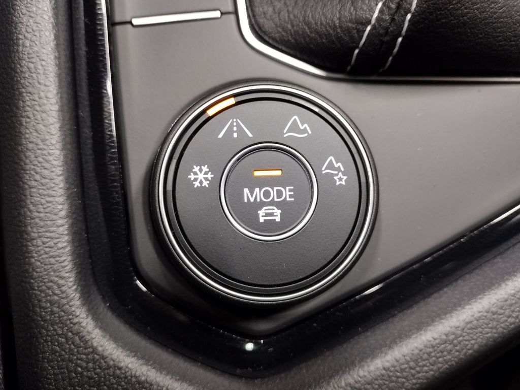 2025 Volkswagen Taos 1.5T SE Black