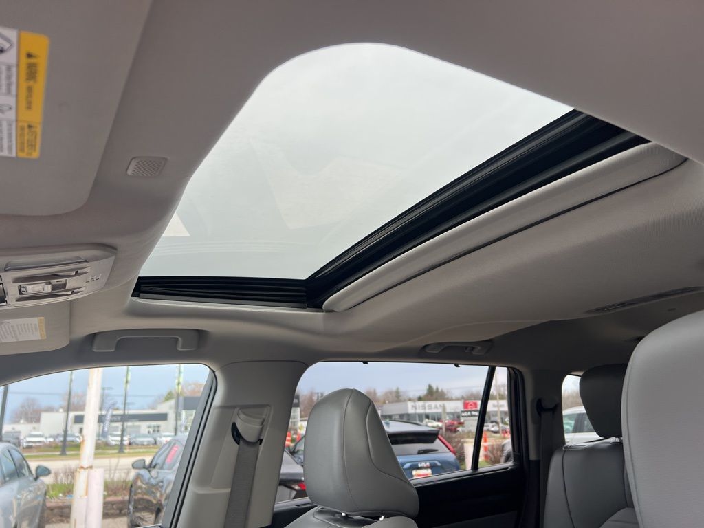 2021 Toyota Highlander XLE photo