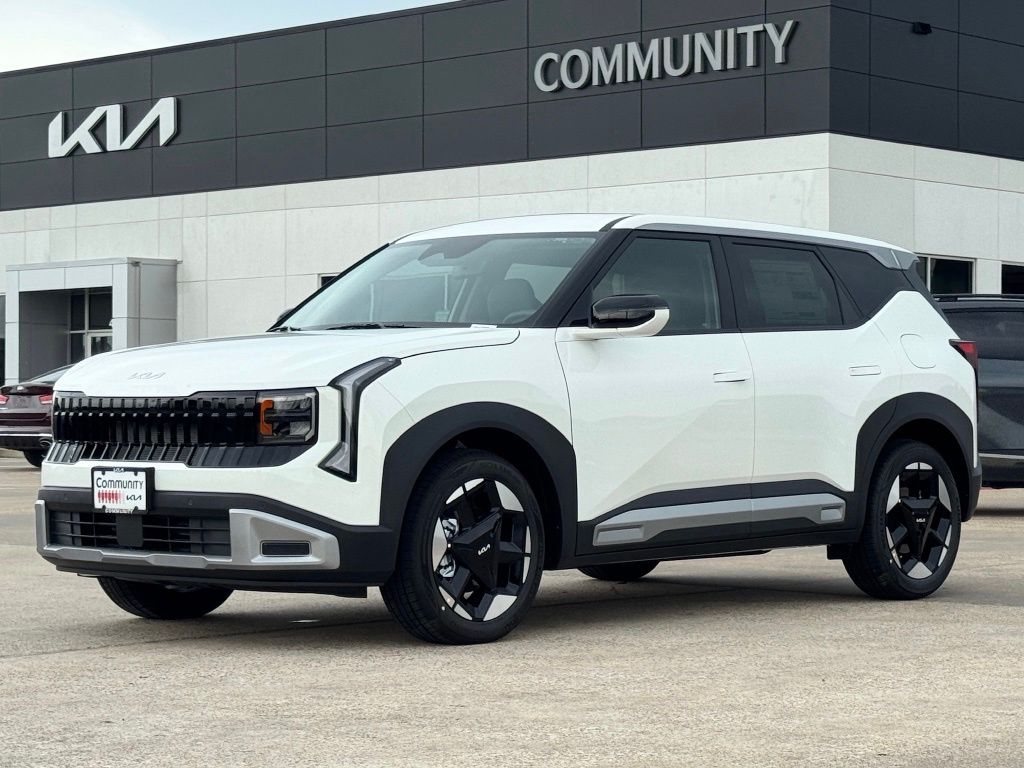 2027 Kia Seltos EX White at Shottenkirk Kia Fort Bend