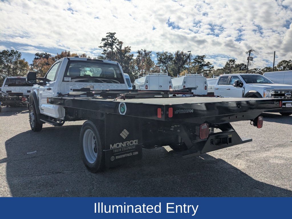 2025 Ford F-550 Chassis XL
