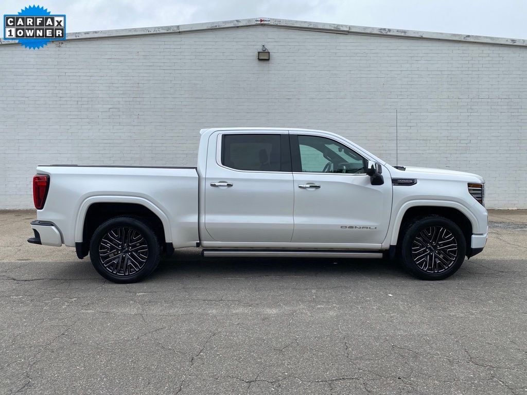 2022 GMC Sierra 1500 Denali Ultimate Crew Cab 4WD