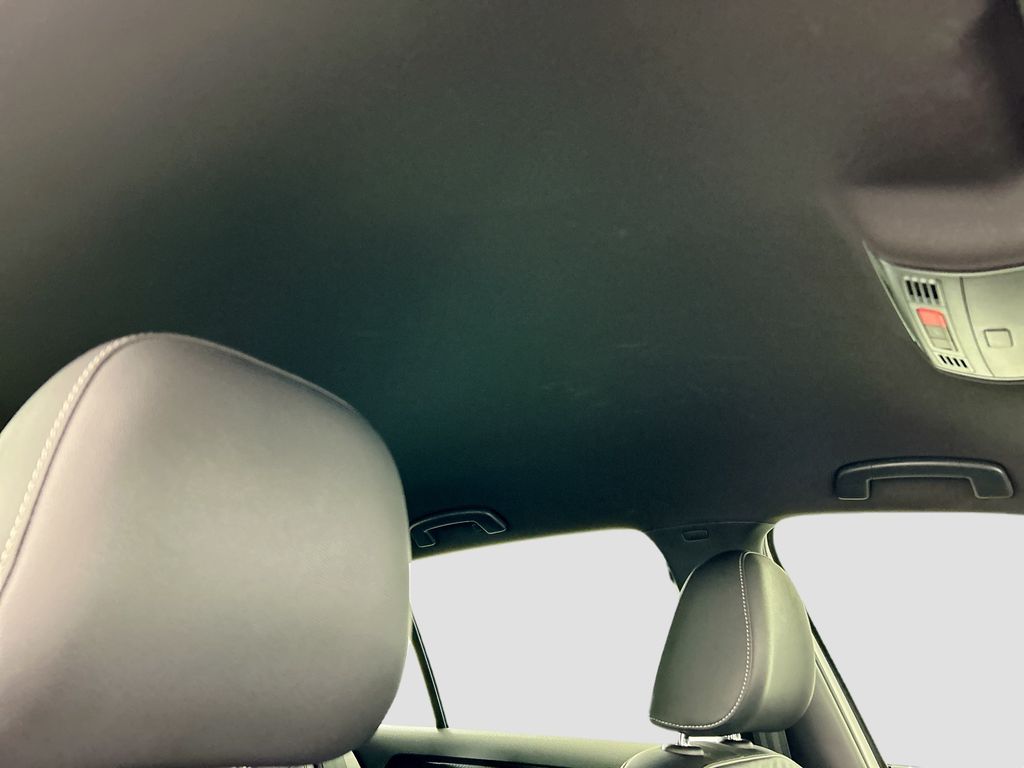 Thumbnail: 2019 Volkswagen Golf - 17