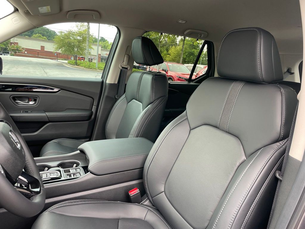 Thumbnail: 2026 Honda Pilot - 25