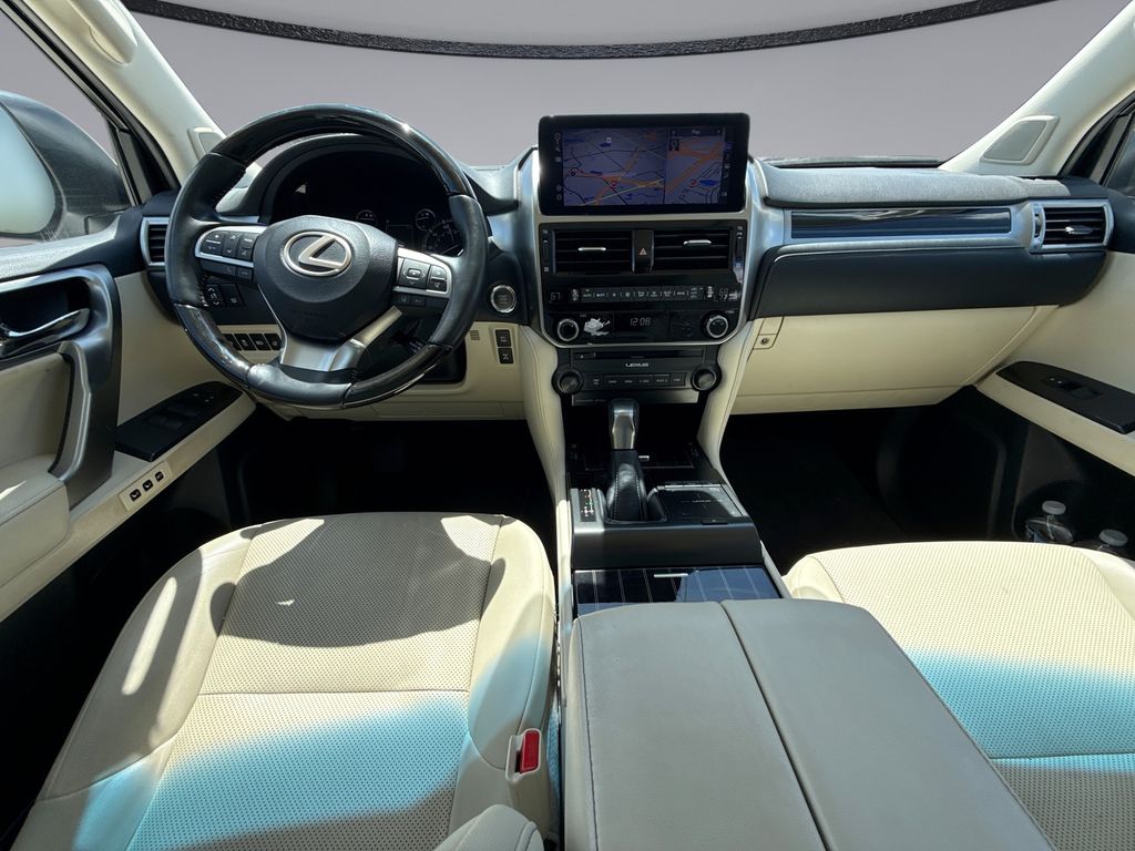 Thumbnail: 2023 Lexus GX - 19