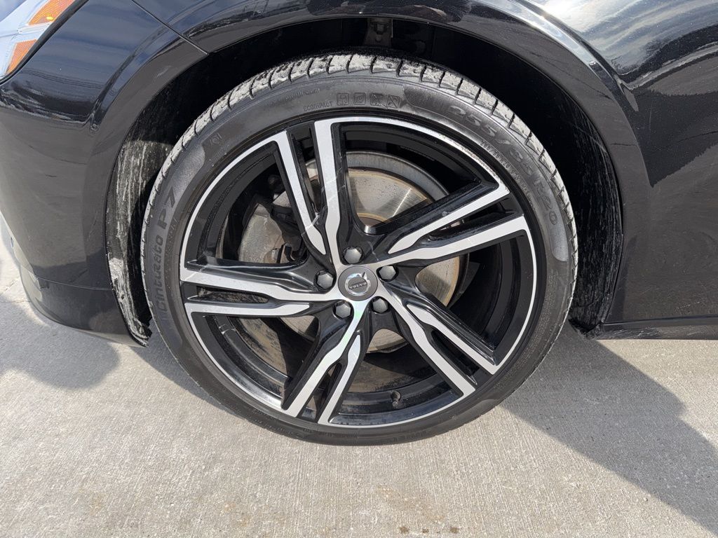 Thumbnail: 2020 Volvo S90 - 21