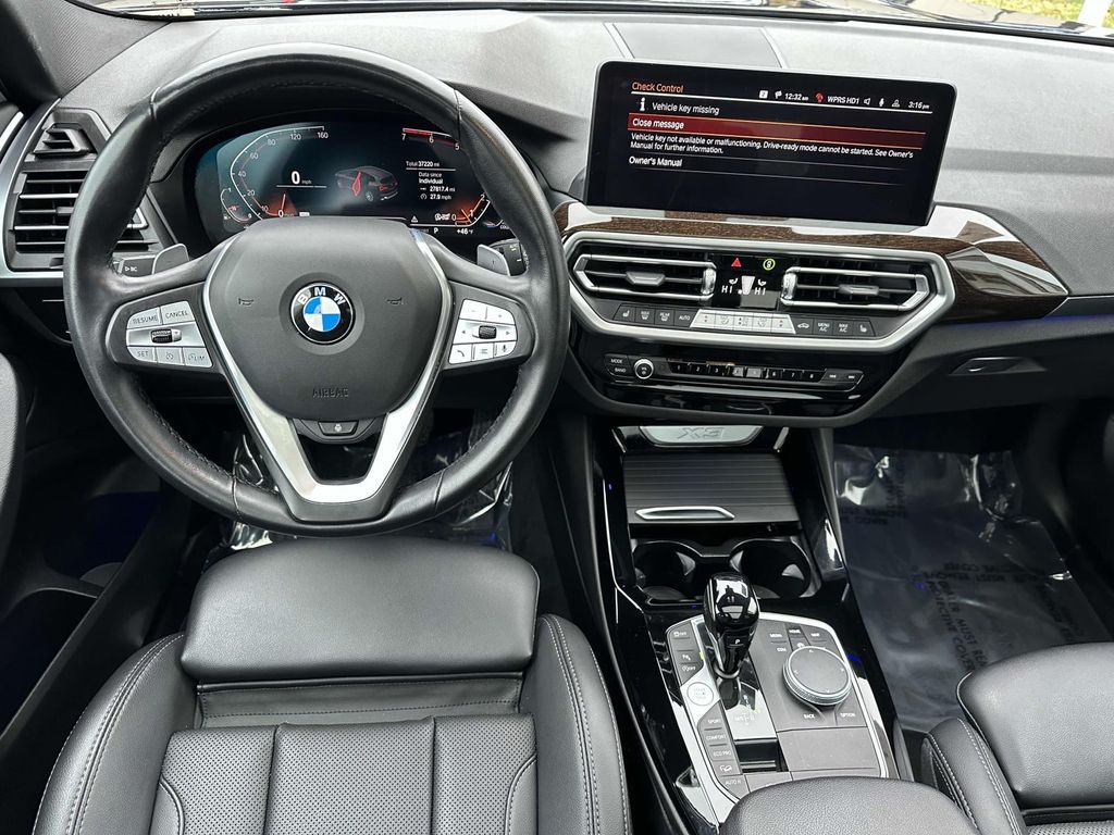 2022 BMW X3 xDrive30i 8