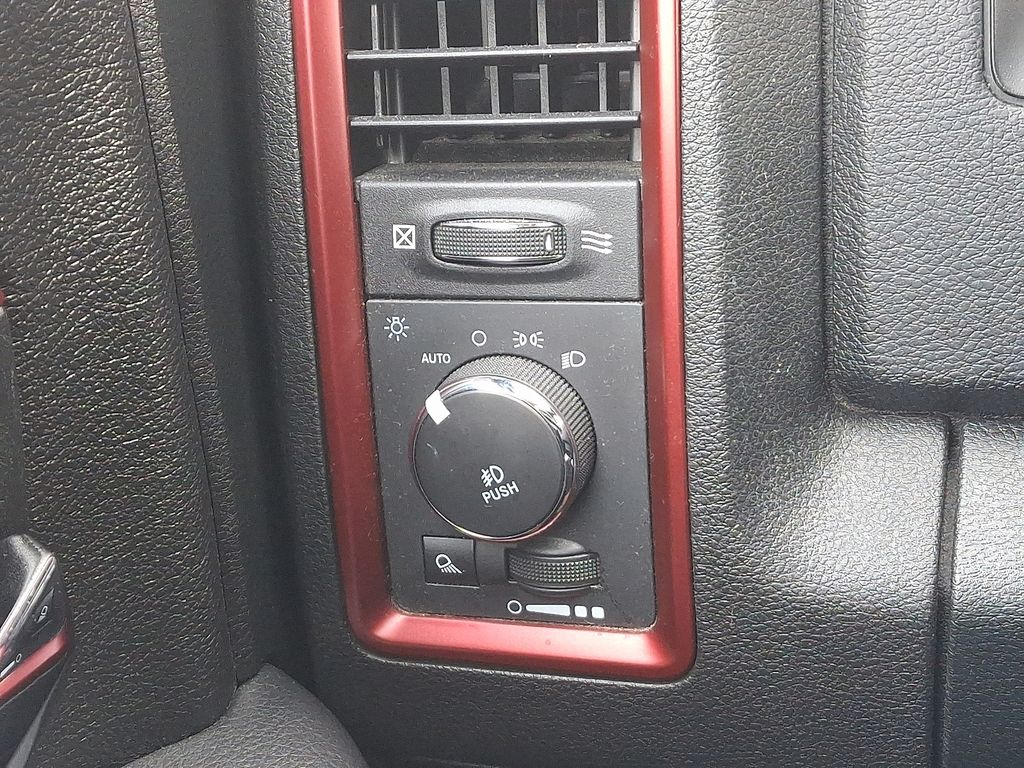 Thumbnail: 2016 RAM 1500 - 23