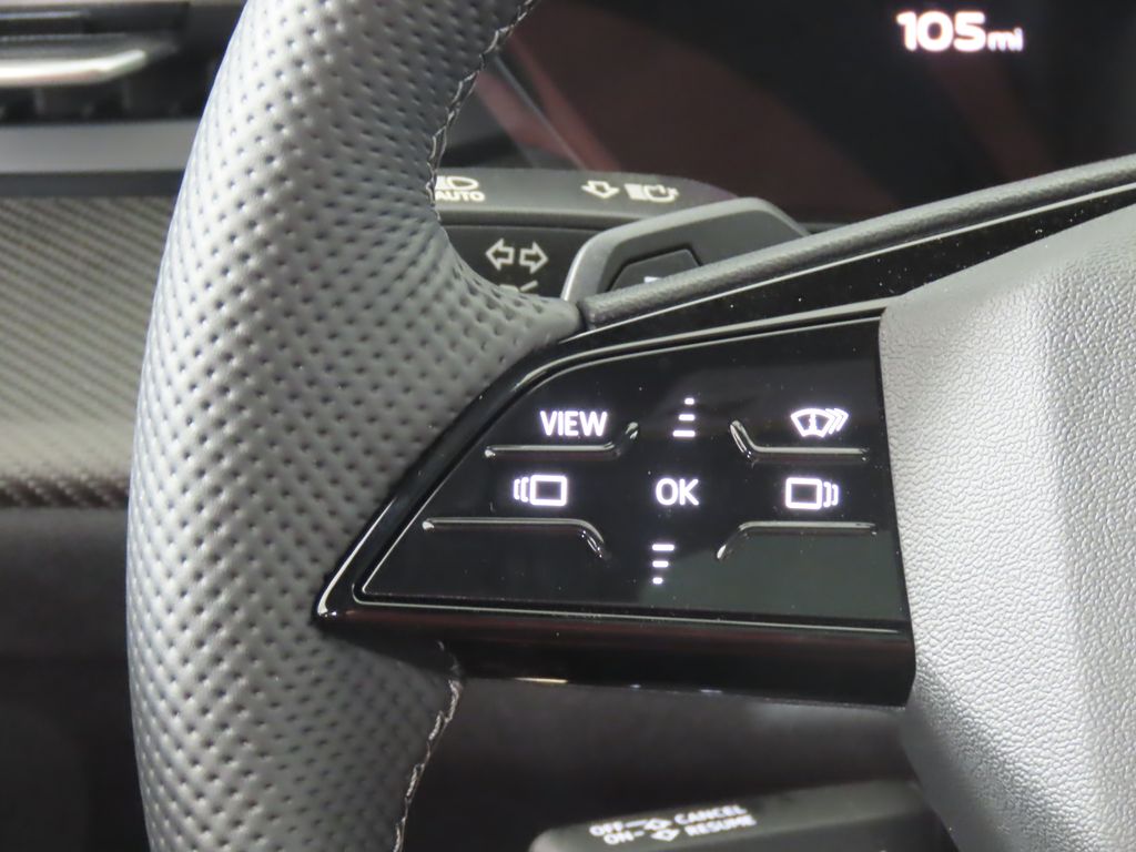 Thumbnail: 2025 Audi SQ5 - 14