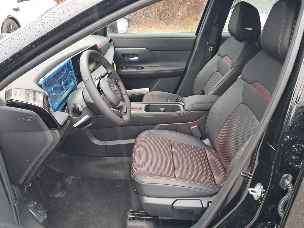 2026 Nissan Kicks SR - 9
