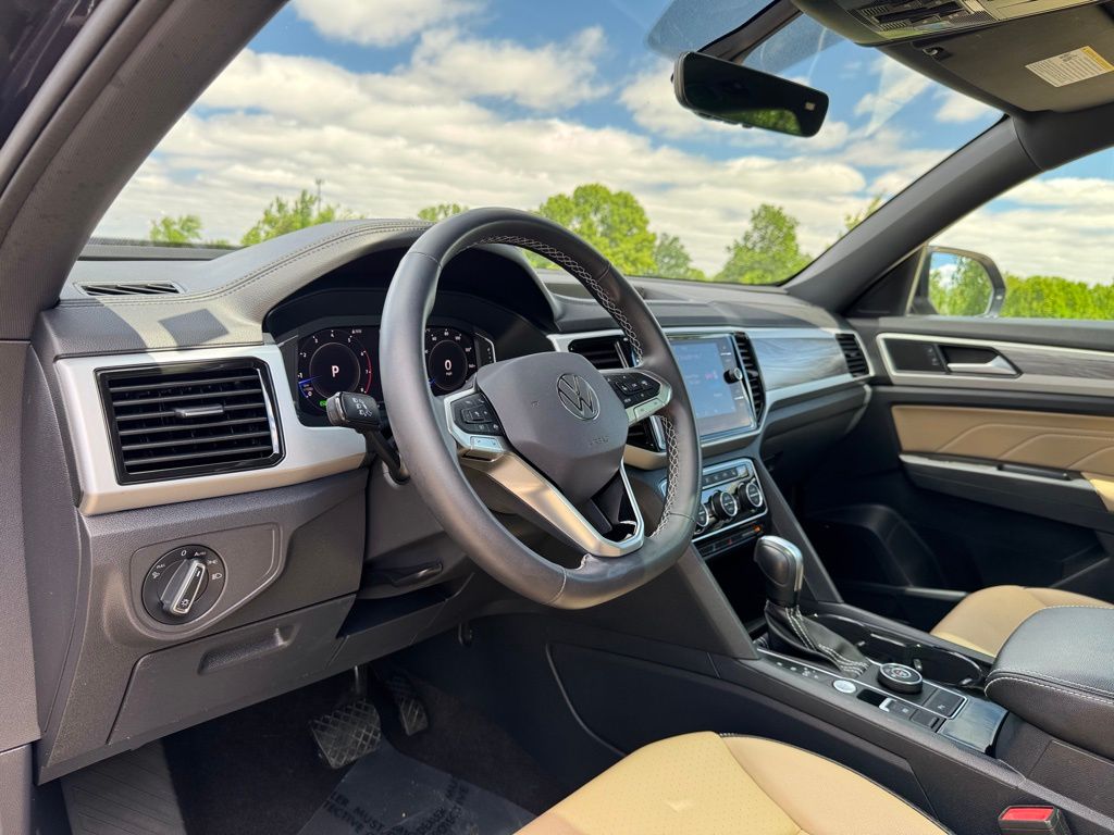 2022 Volkswagen Atlas Cross Sport 3.6L V6 SE w/Technology photo
