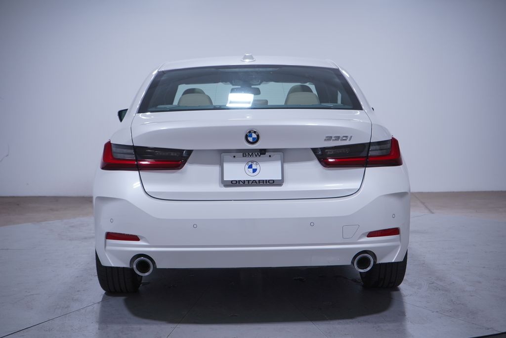 Thumbnail: 2025 BMW 3 Series - 5