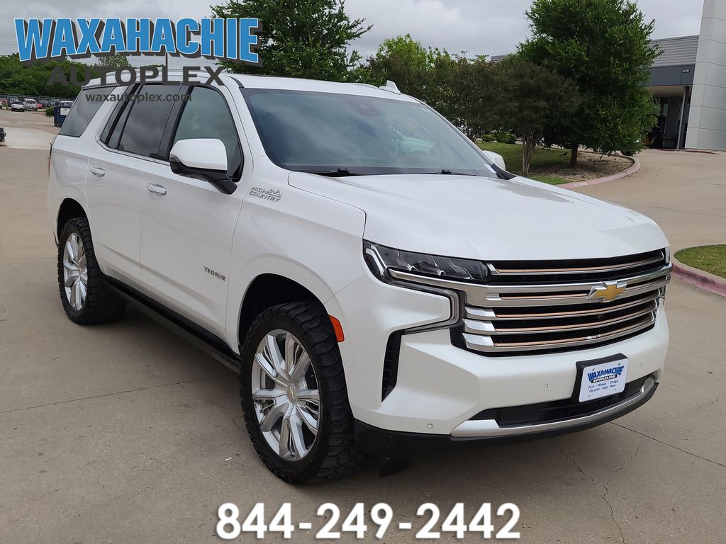 White (Iridescent Pearl Tricoat) 2023 Chevrolet Tahoe High Country 4WD SUV / Crossover Four-Wheel Drive