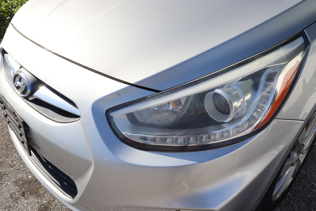 Thumbnail: 2014 Hyundai Accent - 3