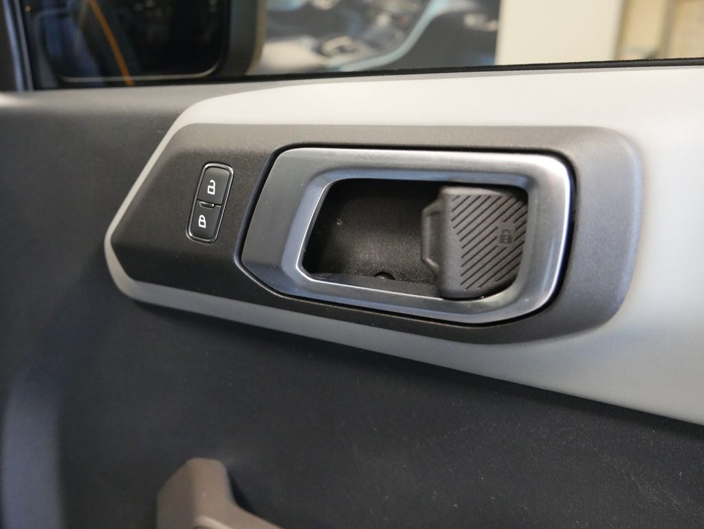 Thumbnail: 2022 Ford Bronco - 24