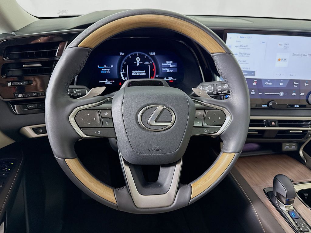 Thumbnail: 2025 Lexus RX - 11