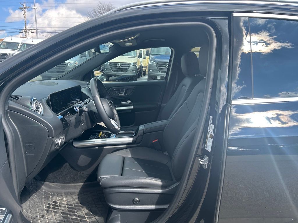 2025 Mercedes-Benz GLA GLA 250 - 9