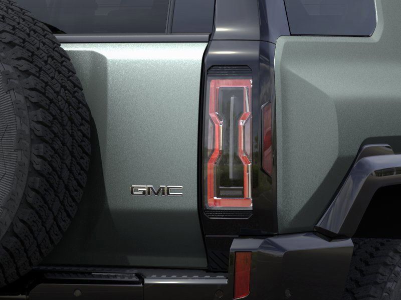 2024 GMC Hummer EV SUV 3X 11