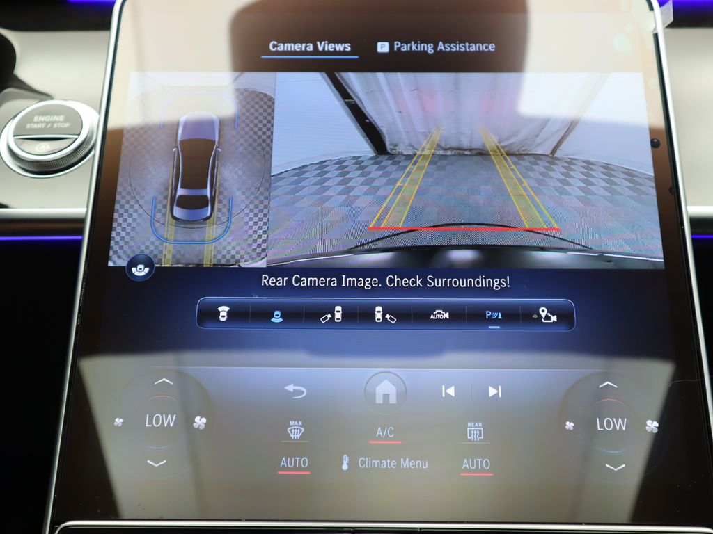 Thumbnail: 2024 Mercedes-Benz S-Class - 16