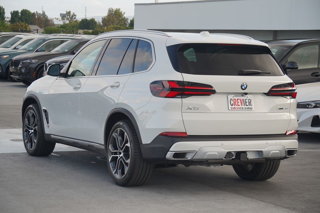 2025 BMW X5 sDrive40i 7