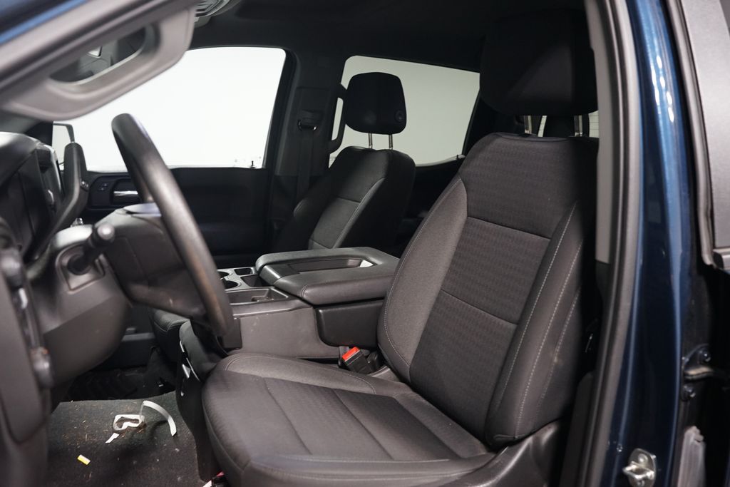 Thumbnail: 2023 Chevrolet Silverado 1500 - 6