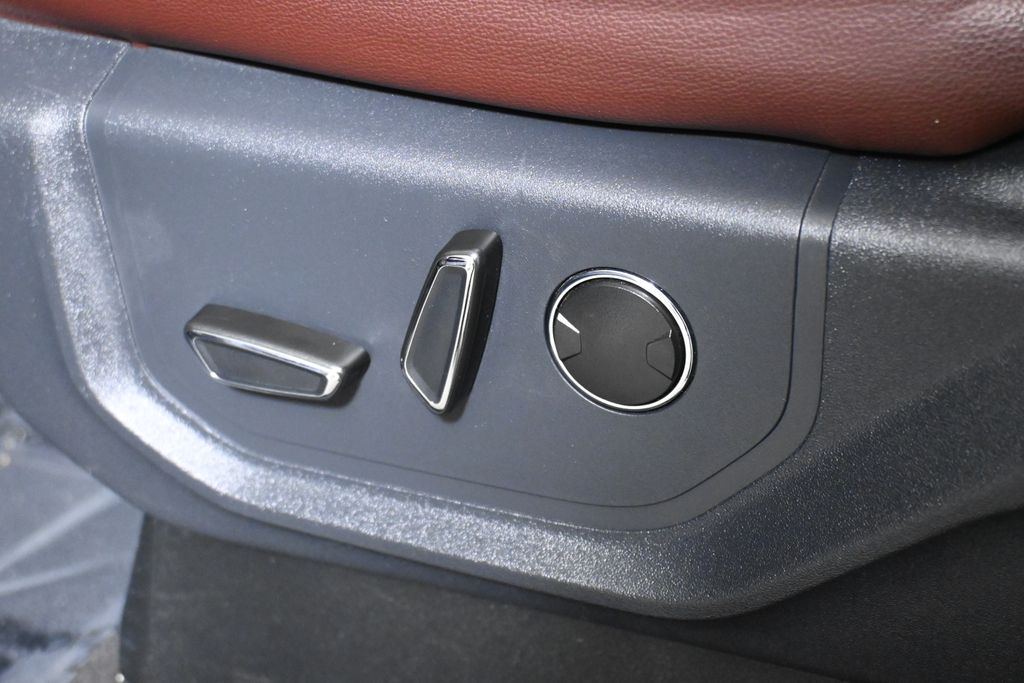 Thumbnail: 2024 Ford Expedition MAX - 30