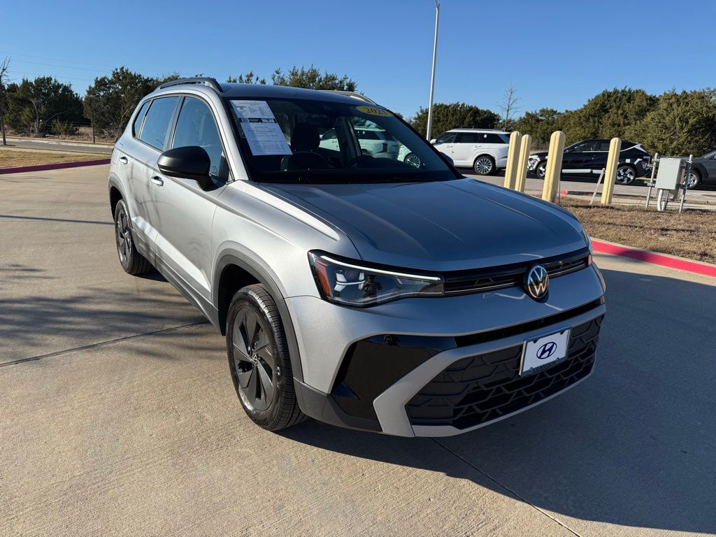 Thumbnail: 2025 Volkswagen Taos - 3