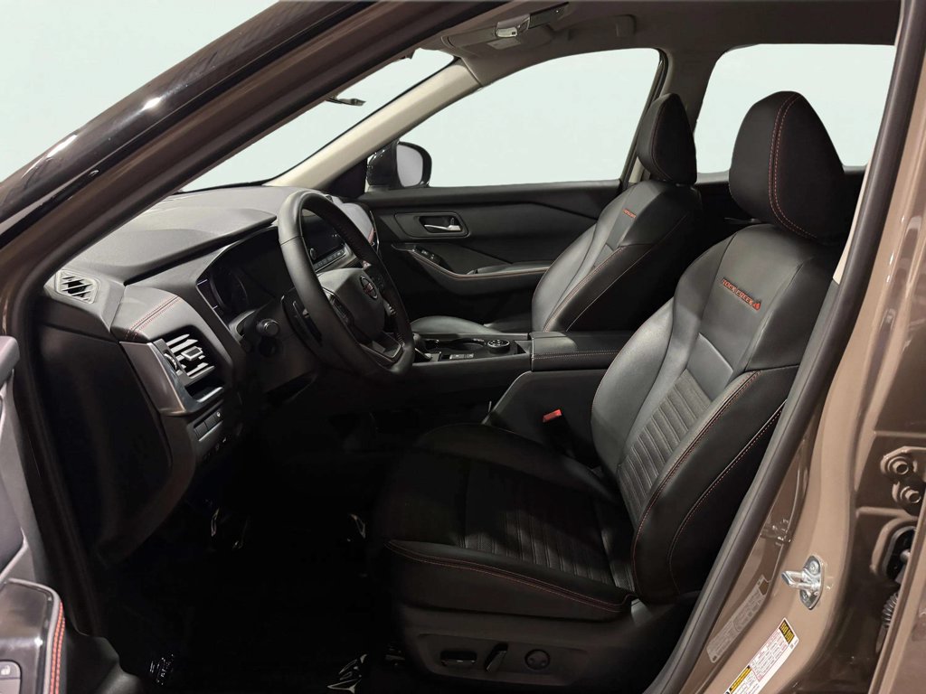 Used 2026 Beige/tan Nissan Rock Creek image 21
