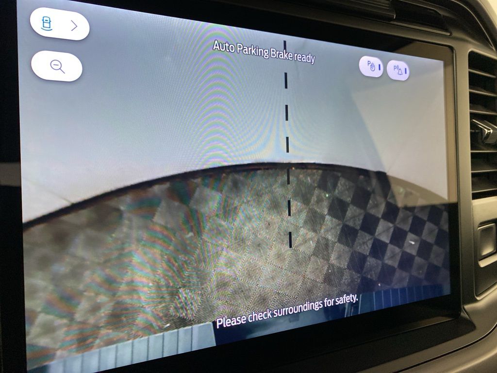 2025 Ford F-150 XLT - Photo 28