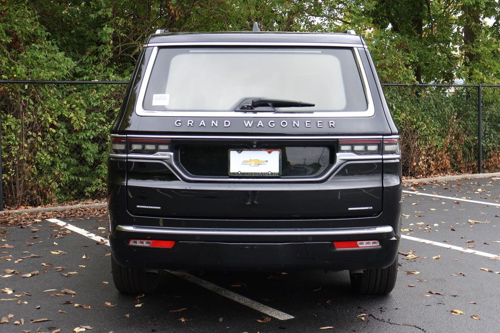 Thumbnail: 2022 Jeep Grand Wagoneer - 6