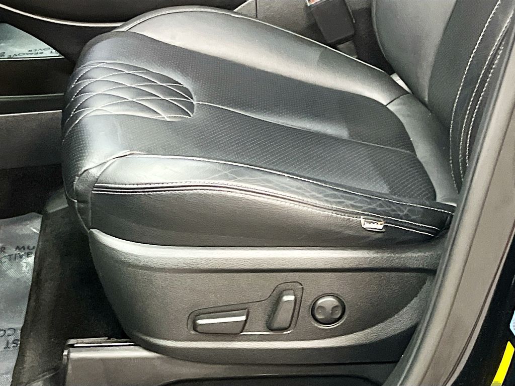 Used 2022 Abyss Black Pearl Hyundai SEL image 18
