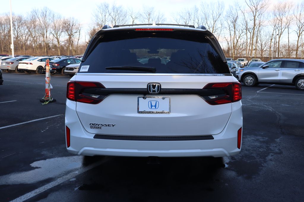 Thumbnail: 2026 Honda Odyssey - 4