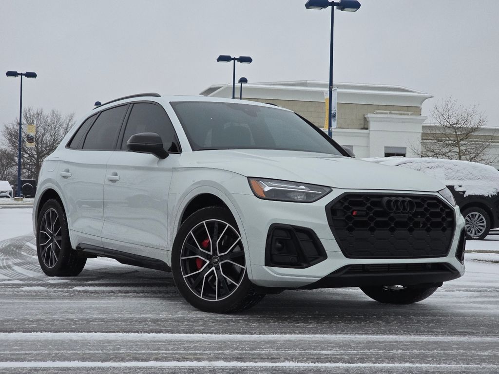 2024 Audi SQ5