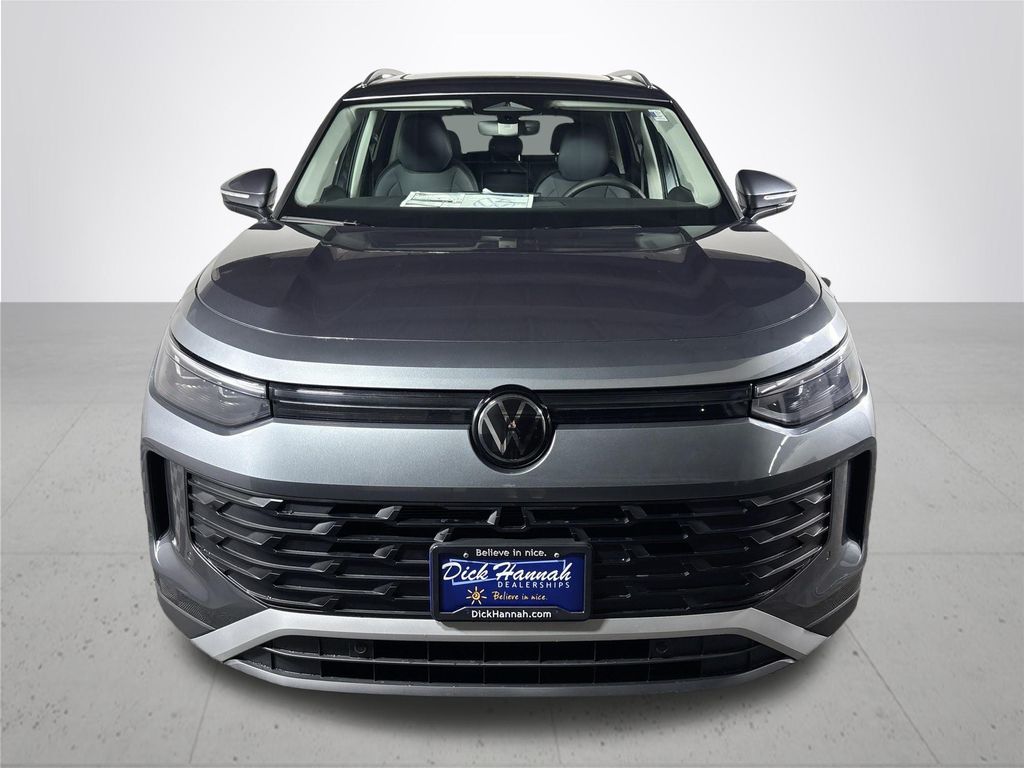 2025 Volkswagen Tiguan 2.0T SE