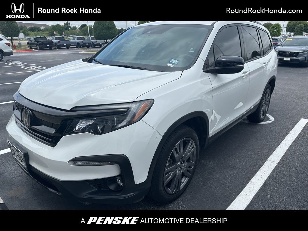 2022 Honda Pilot Sport Hero Image