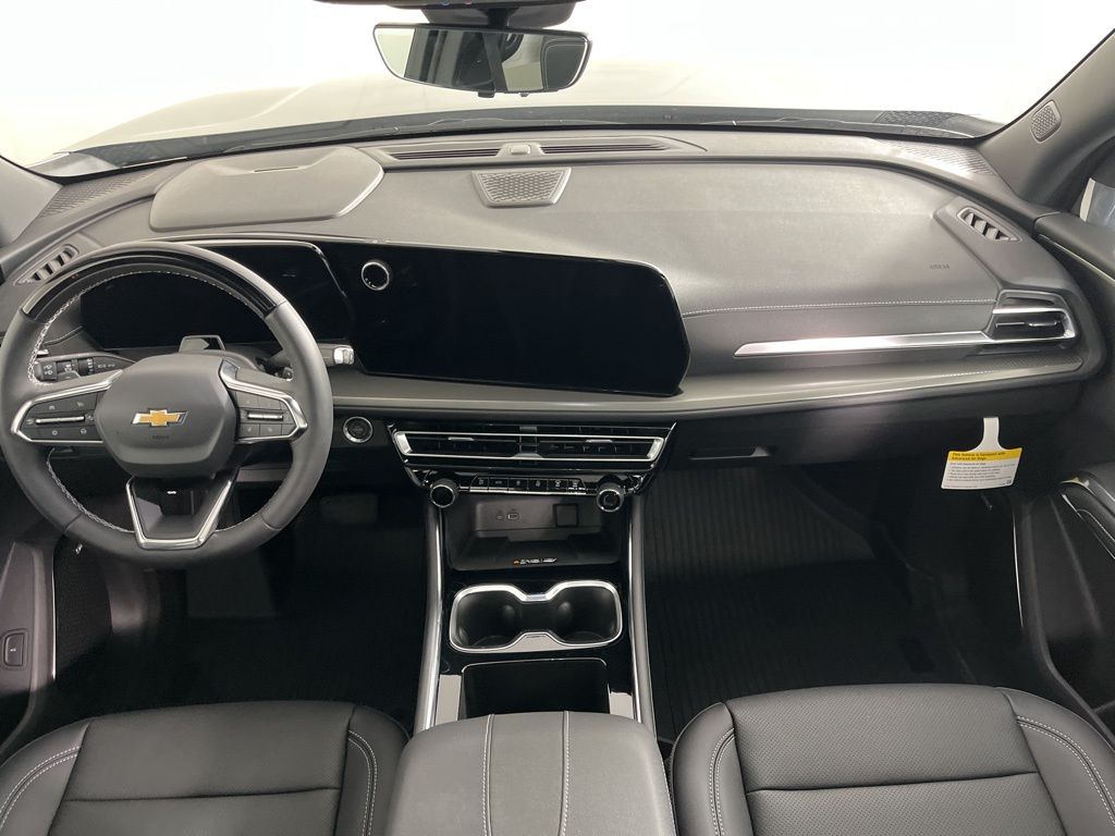 Thumbnail: 2026 Chevrolet Traverse - 17