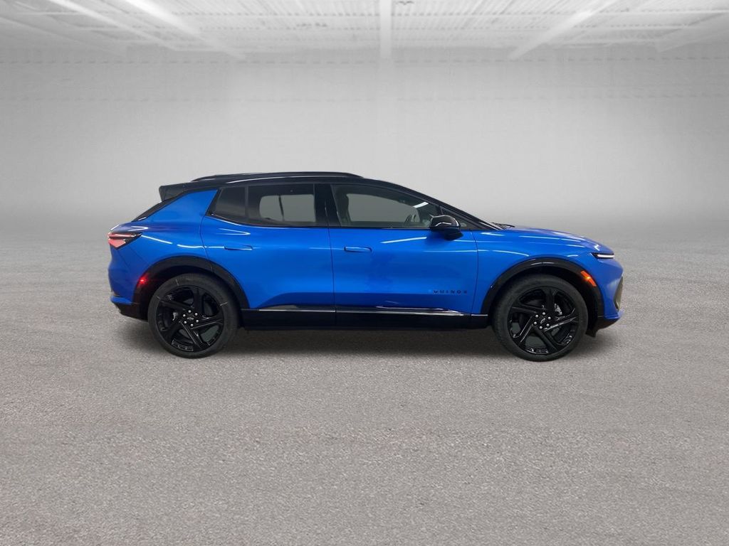 2025 Chevrolet Equinox EV RS photo