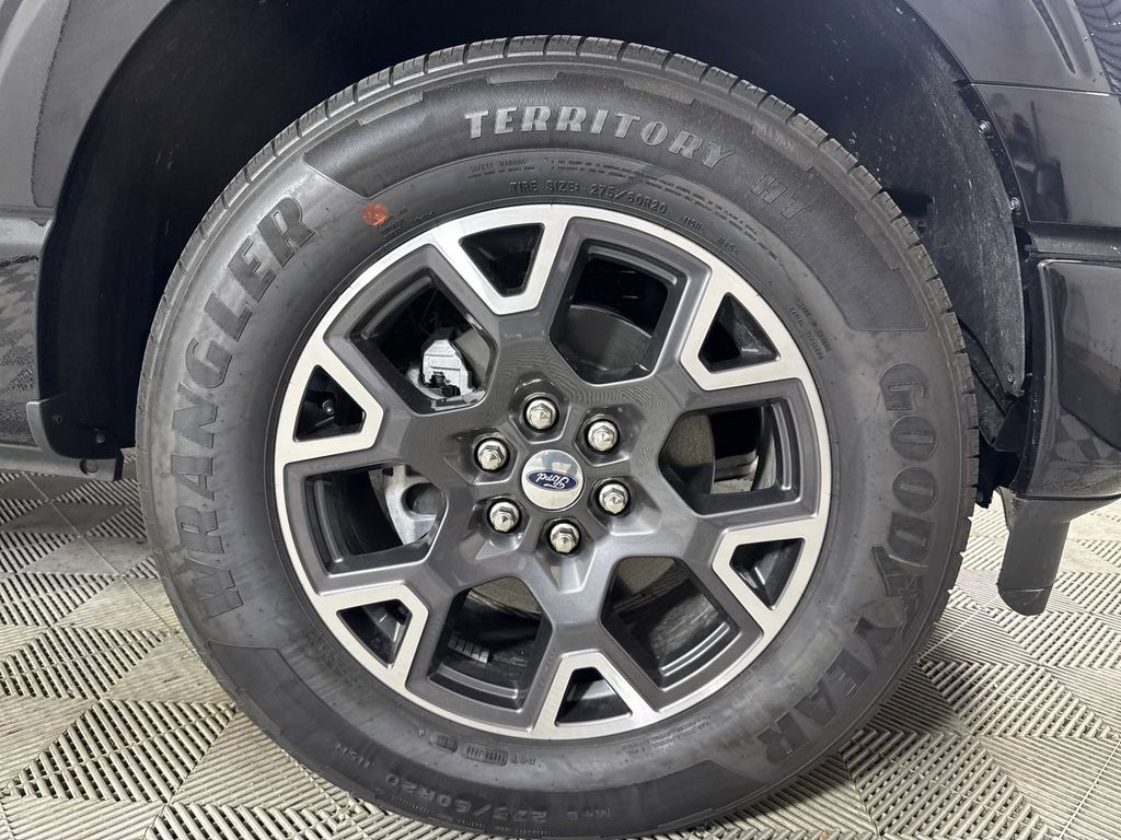 2025 Ford F-150 STX photo 10