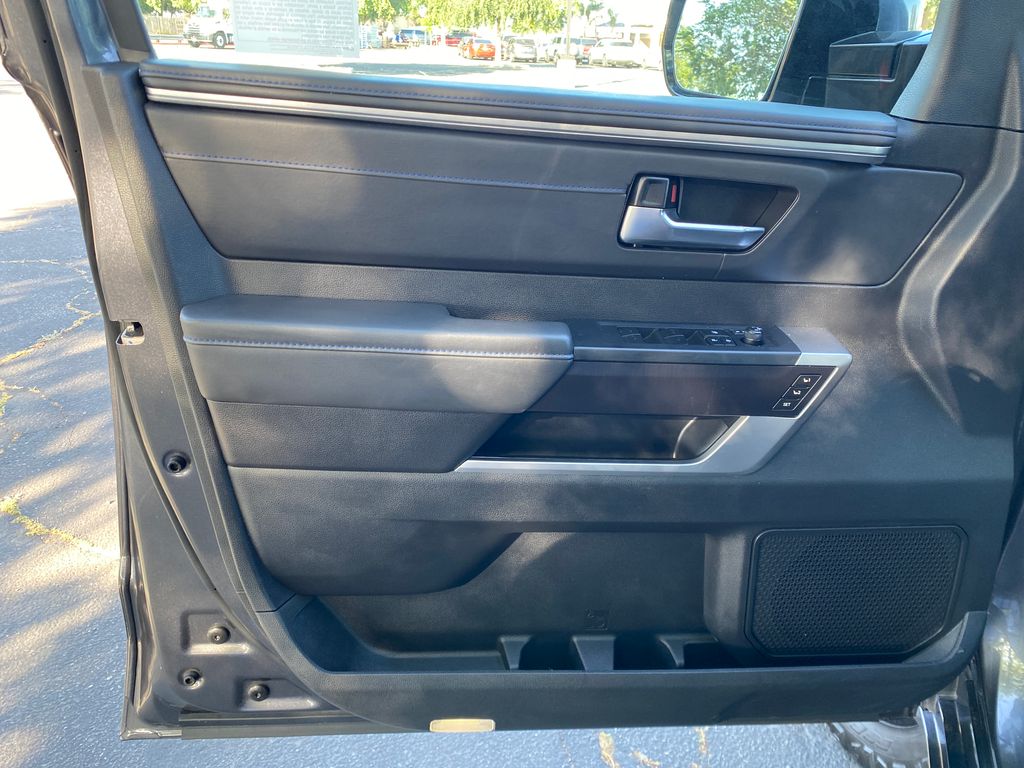 2023 Toyota Tundra Platinum 25