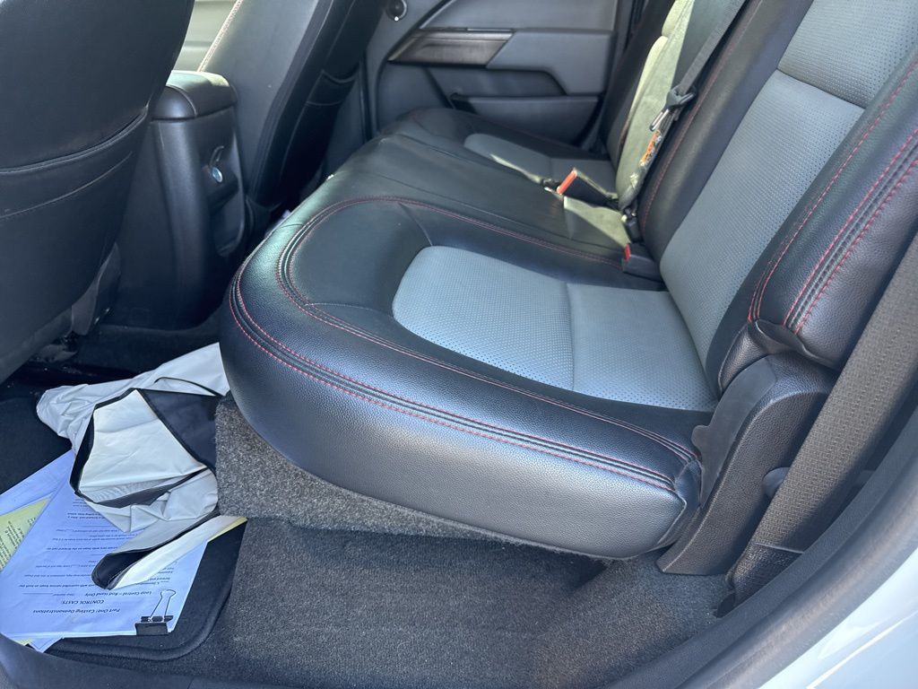 Thumbnail: 2015 GMC Canyon - 11