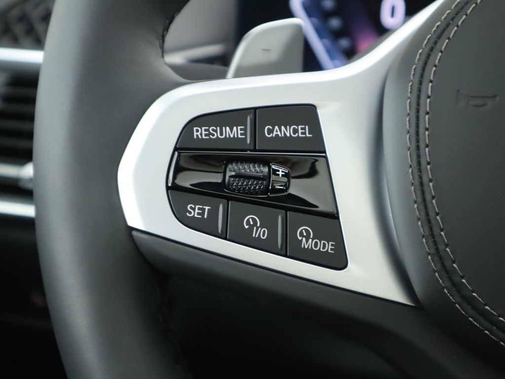 Thumbnail: 2026 BMW X5 - 11