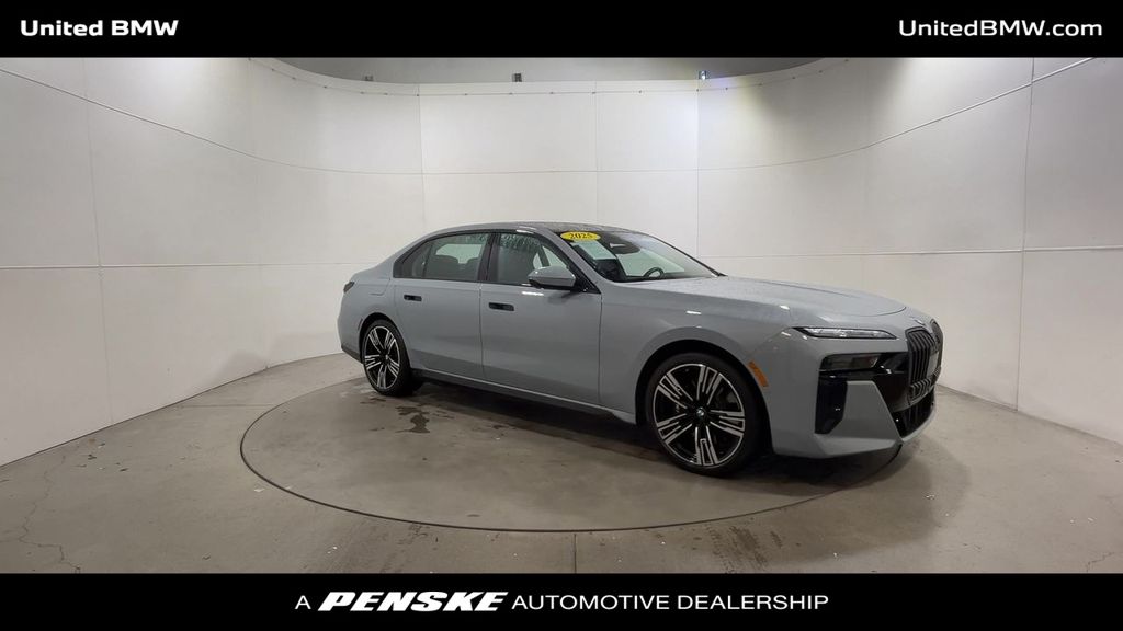 Thumbnail: 2025 BMW 7 Series - 2