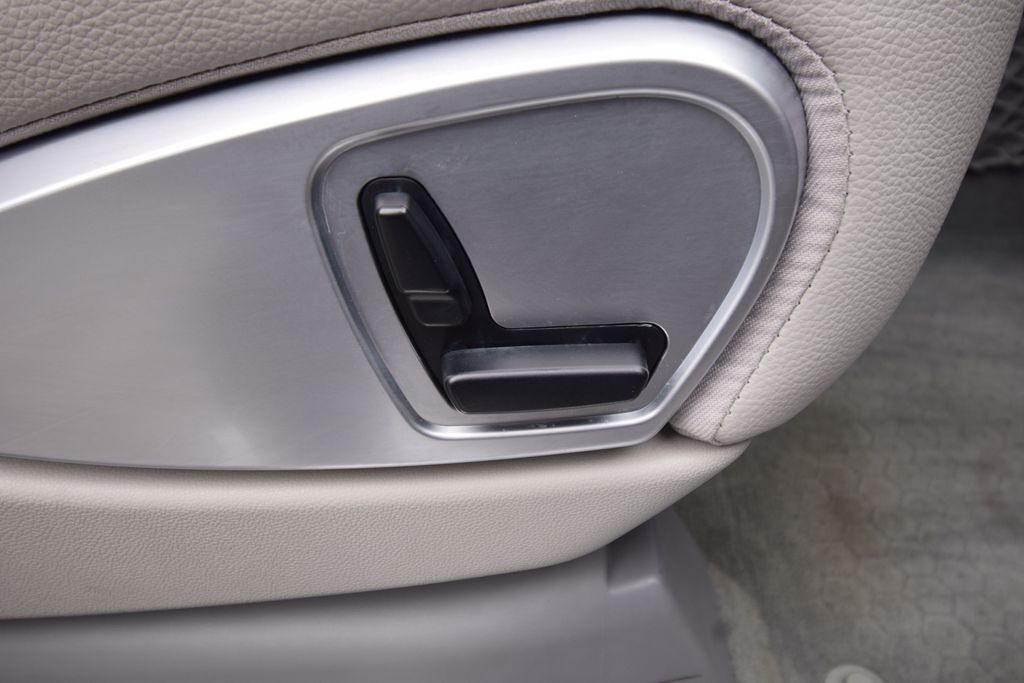 used 2010 Mercedes-Benz GL-Class car, priced at $11,800