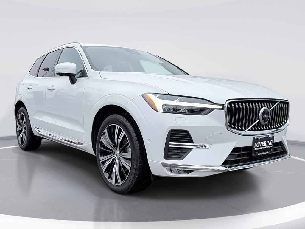 Crystal White 2023 Volvo XC60 B5 Plus Bright Theme AWD SUV / Crossover All-Wheel Drive Automatic